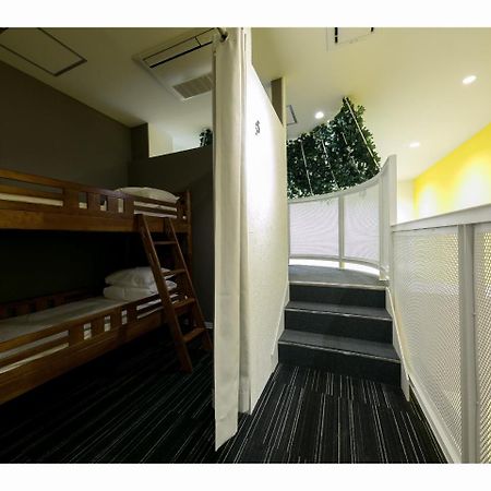 Capsule Hotel Valie Ebisucho Osaka Exterior photo