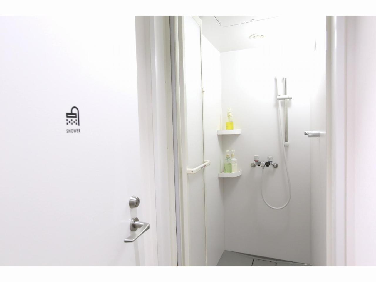 Capsule Hotel Valie Ebisucho Osaka Exterior photo